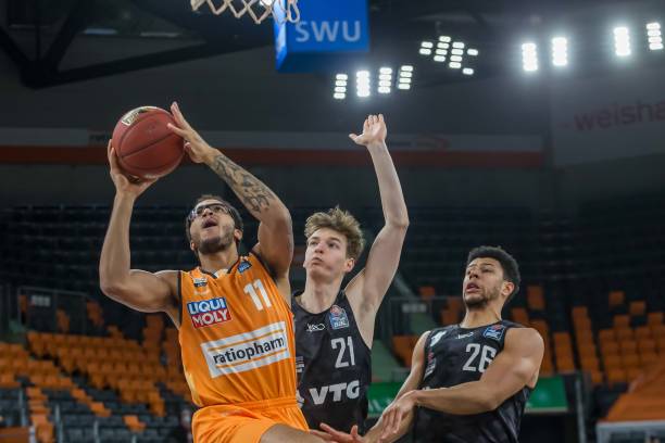 旅途中的彷 旅途中的彷