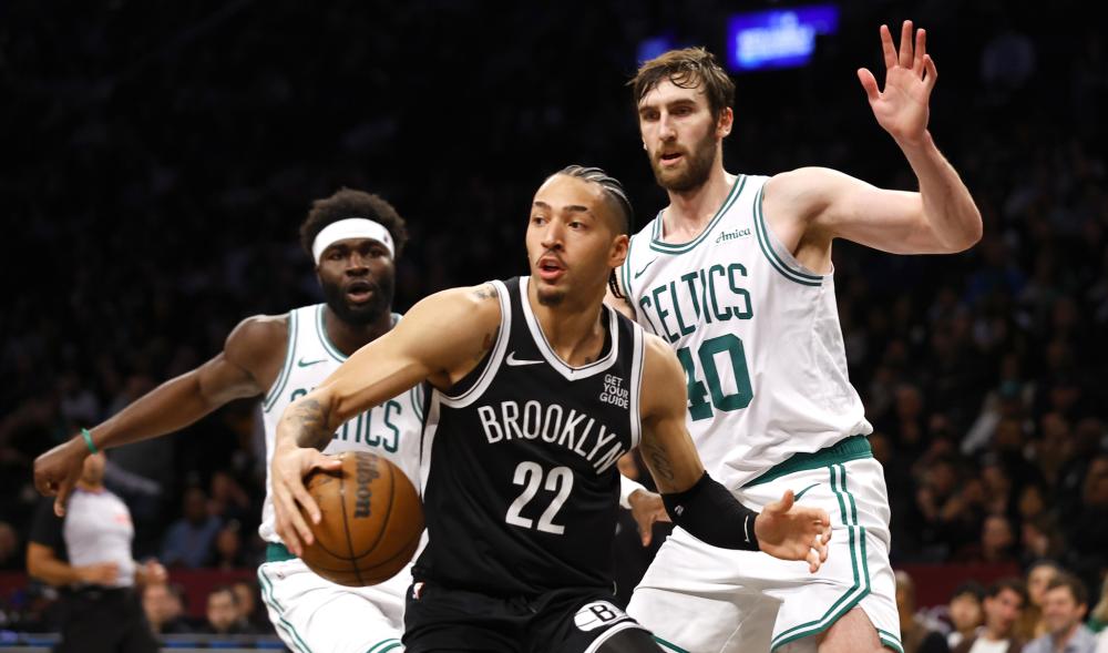 萨卡里以她 萨卡里以她