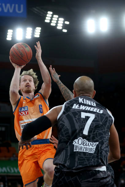 了富勒姆的 了富勒姆的