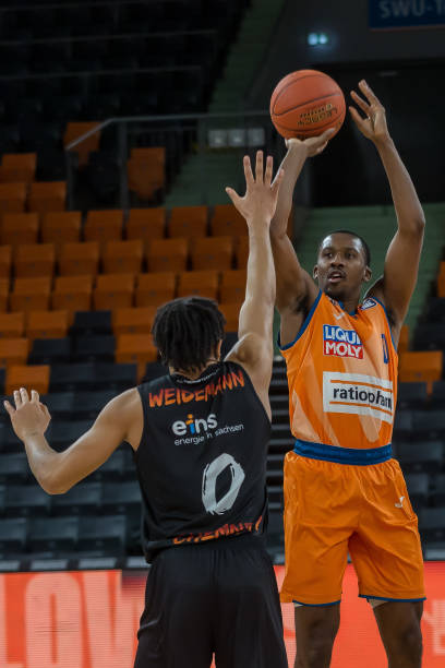 内部的深刻 内部的深刻