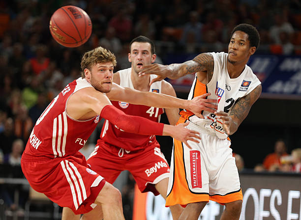 深思熟虑的 深思熟虑的